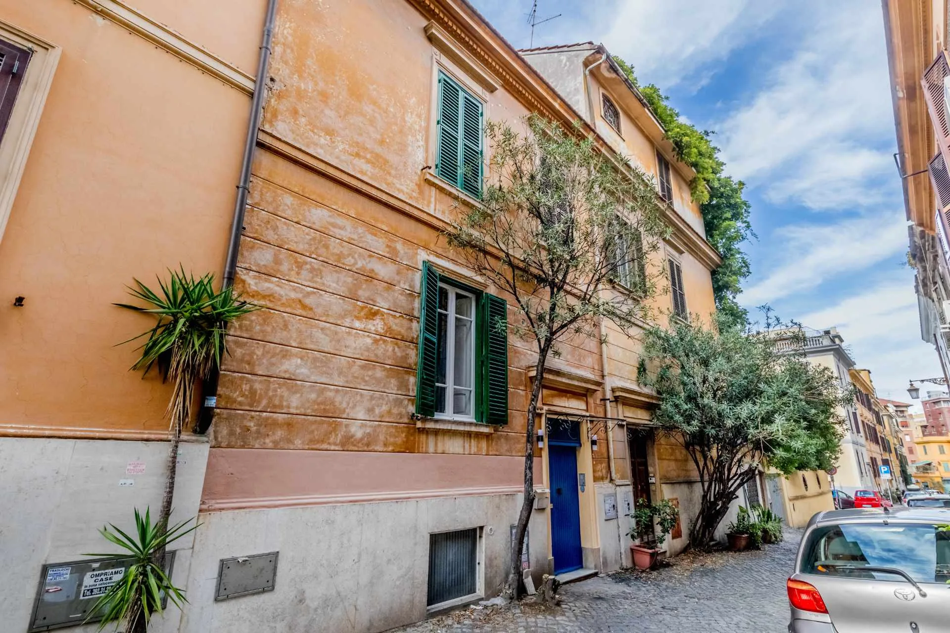 Palazzo storico elegante a Roma